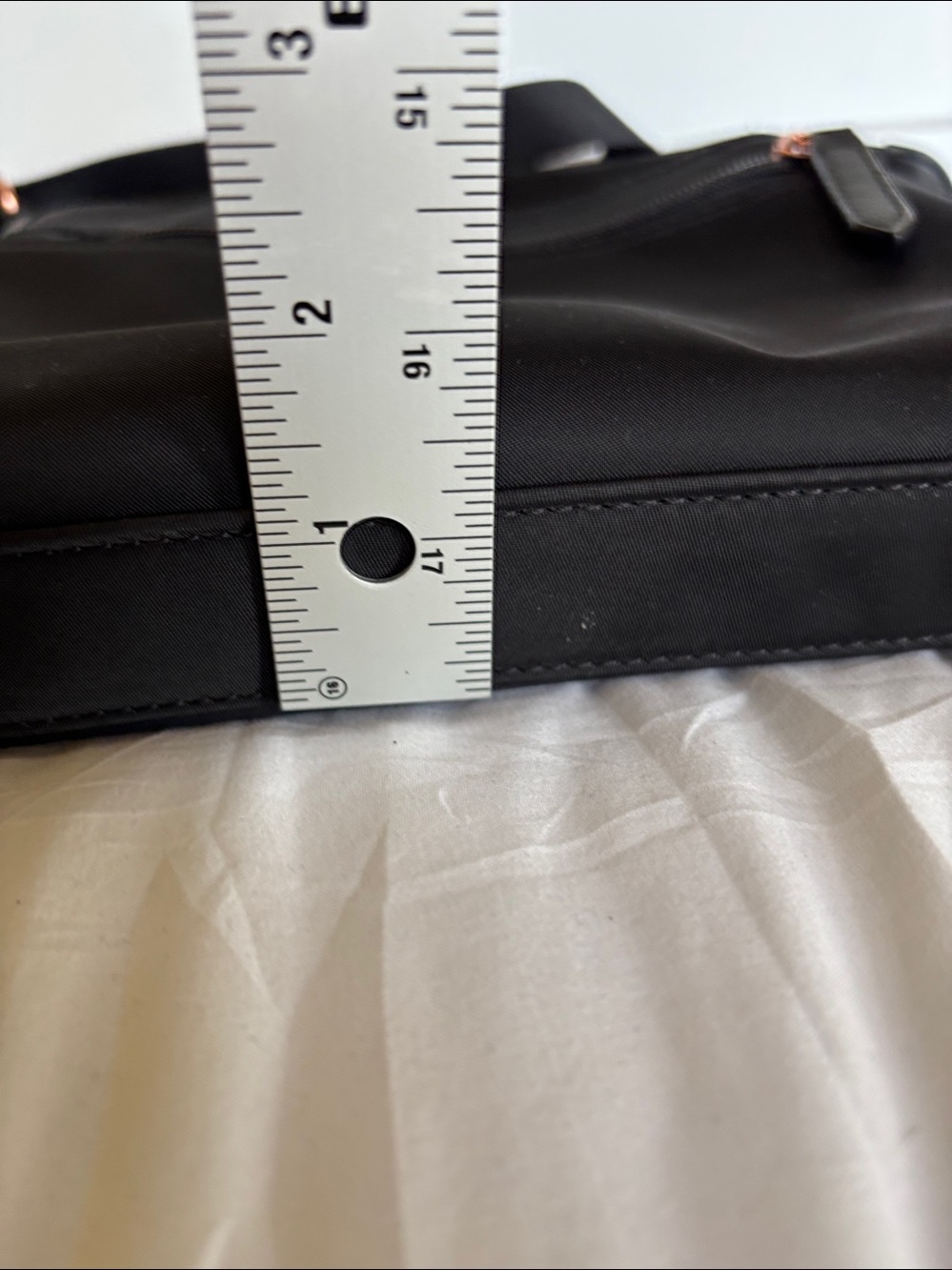 Radley London Black Crossbody Bag Nylon Zip Top Adjustable Strap Nice Condition - Picture 13 of 13